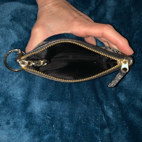 Dooney & Bourke Pouch with Keychain | New with Tags - Picture 4 of 4